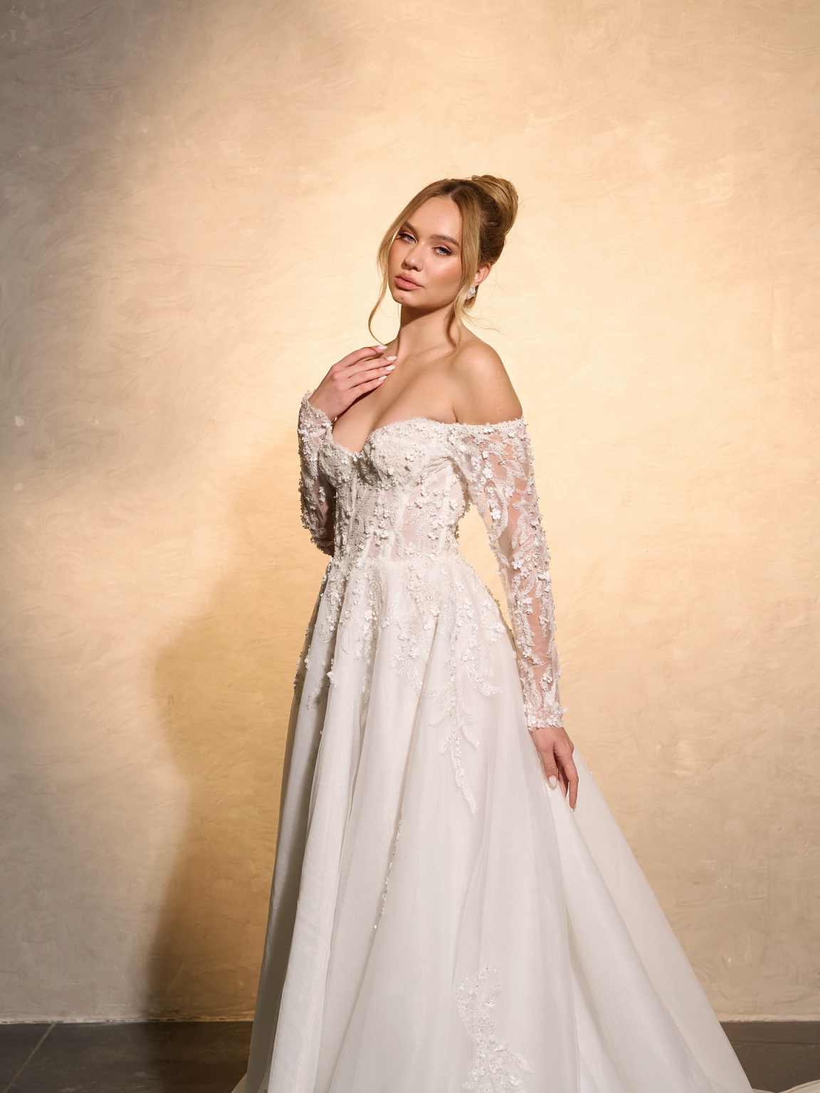 Элегантное свадебное платье тр – обзор и цена Embroidery Online Designs
