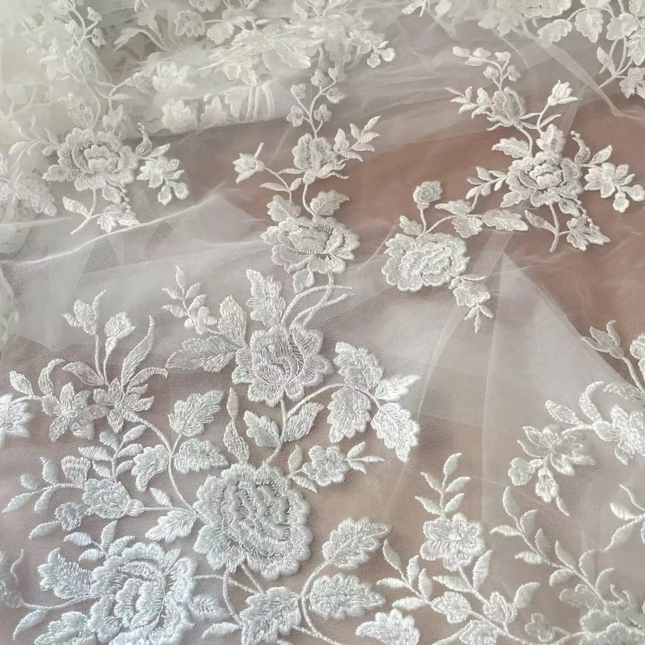 Французская вышитая кружевная  – обзор и цена Embroidery Flower Pattern